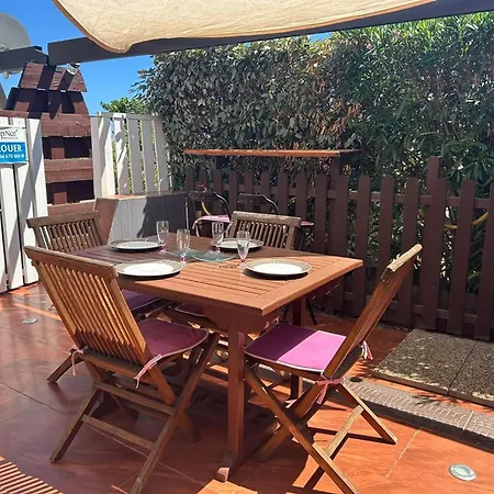 Climatisée 35m² Avec Terrasse, Capacité 2-4 Pers., Parking - Fr-1-867-5 Villa