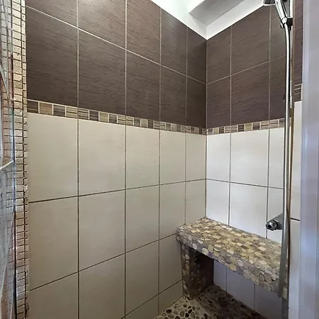 Climatisée 35m² Avec Terrasse, Capacité 2-4 Pers., Parking - Fr-1-867-5 Villa *